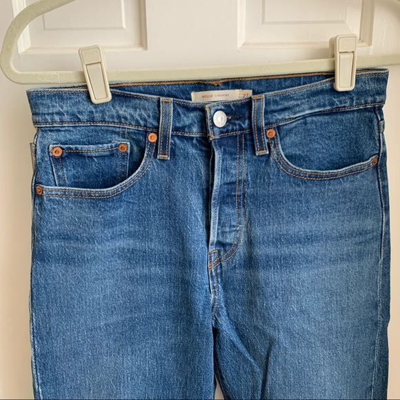 Levi’s Wedgie Fit Straight Leg Jeans - Picture 8 of 12